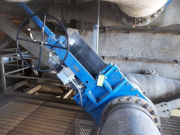 Newcon Knife-Gate Valve with self-cleaning liner